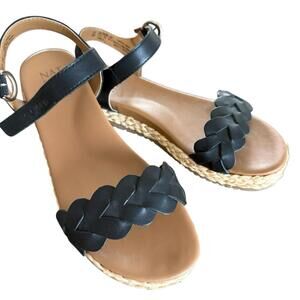 Naturalizer Platform Sandals Leather Upper Size 9 Wide